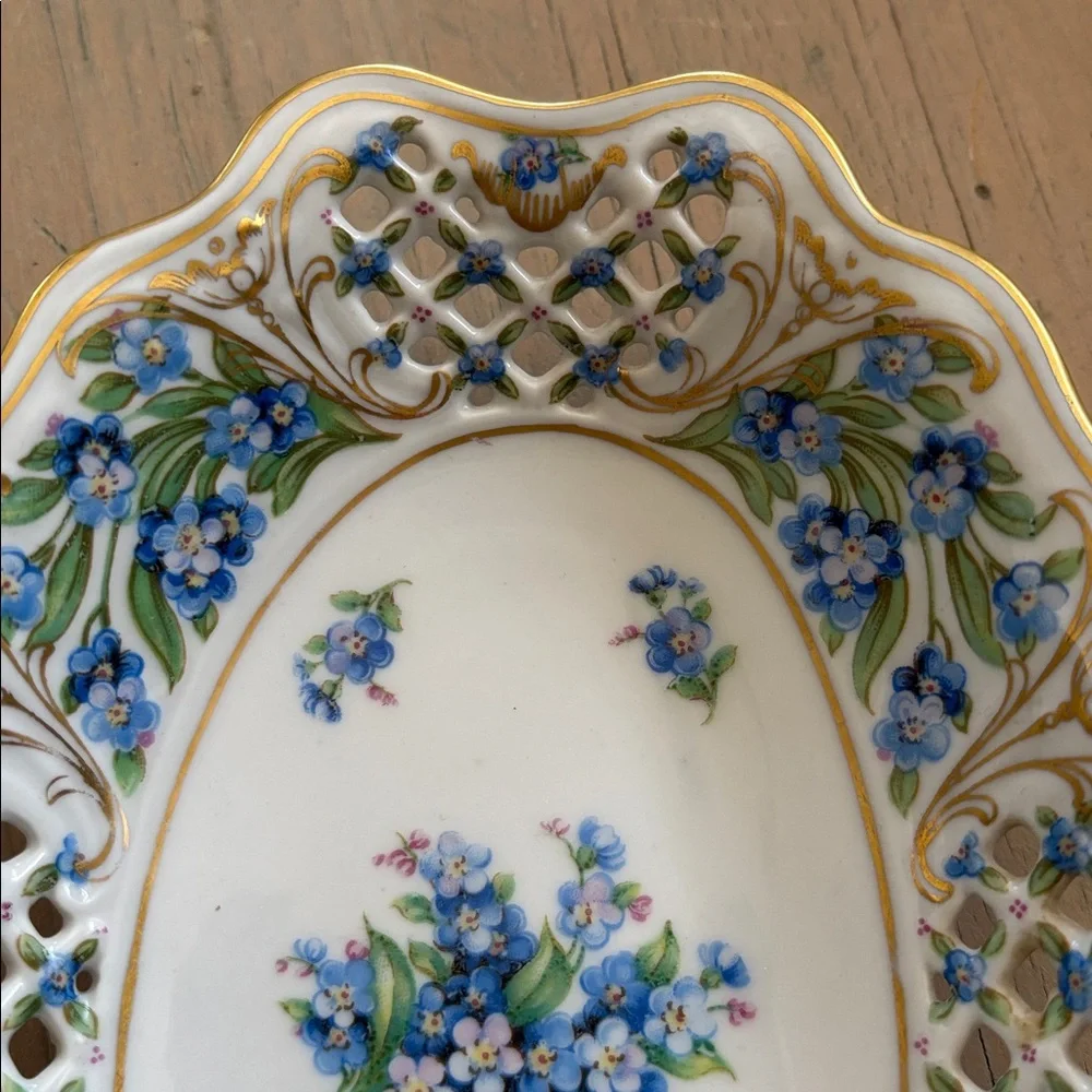 Schumann Bavaria Forget Me Not Dish